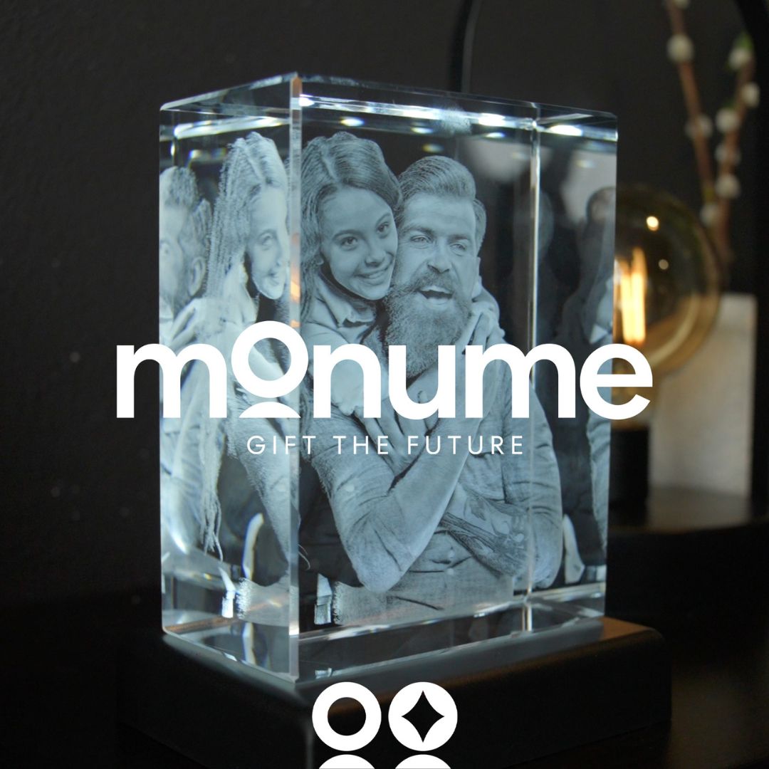 Monume 3D Crystal Portrait Plus Free LED Base